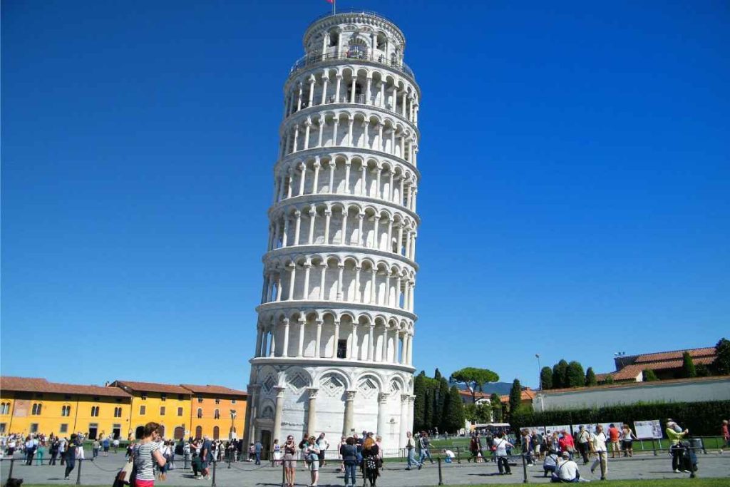 The Leaning Tower of Pisa (Torre Pendente di Pisa)